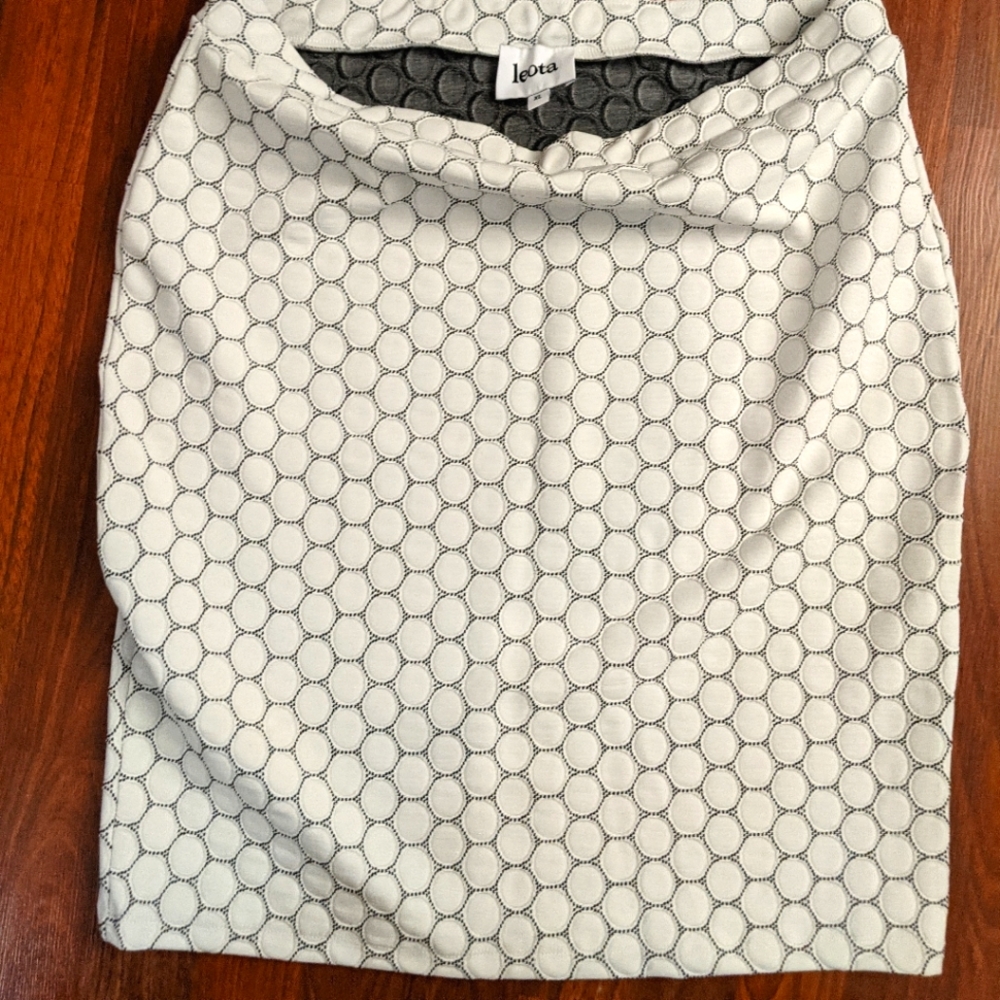 Pencil skirt size XL